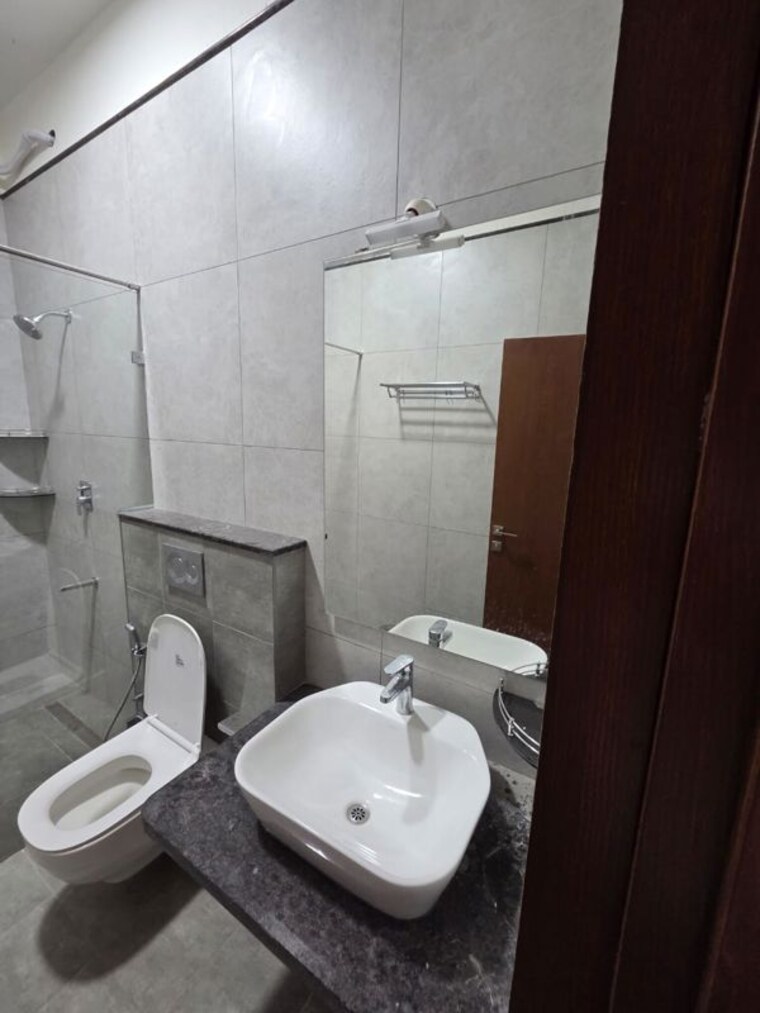 Bathroom, salarpuria-sattva-exotic 3 Bedroom 1650 Sq.Ft. Apartment In Kogilu Bangalore 10499463