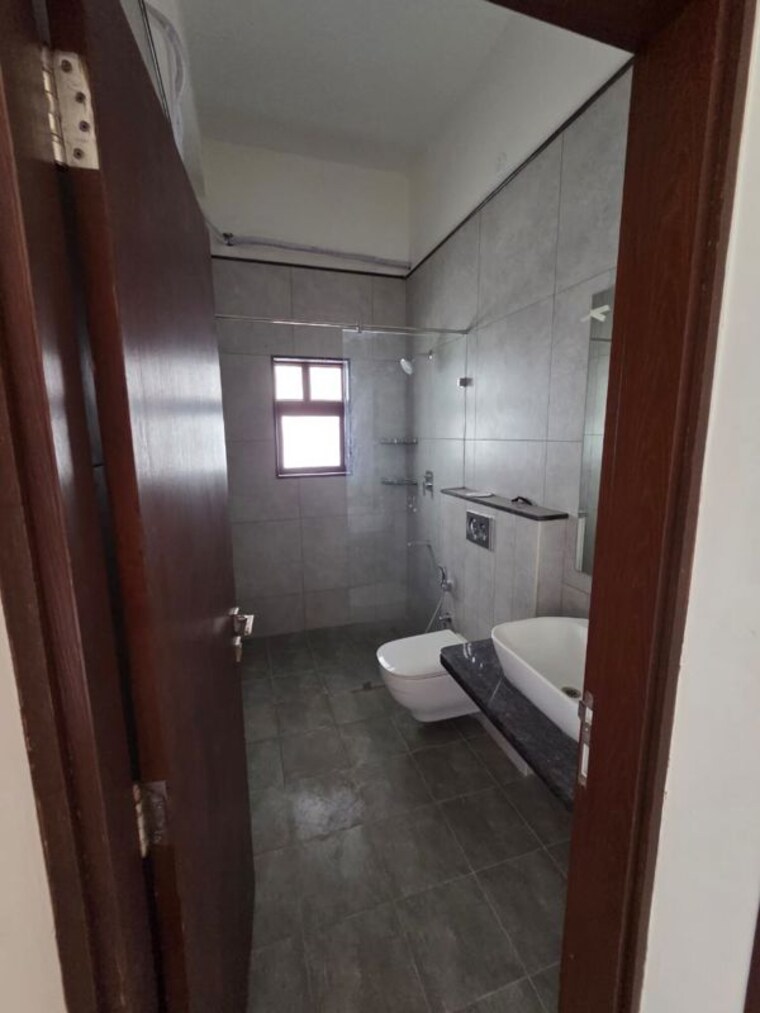 Bathroom, salarpuria-sattva-exotic 3 Bedroom 1650 Sq.Ft. Apartment In Kogilu Bangalore 10499463