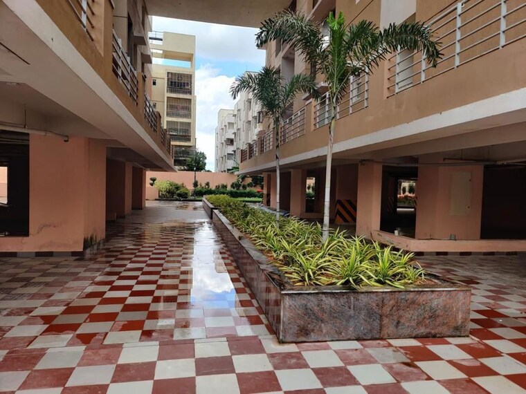 Balcony, unishire-terraza 4 Bedroom 2200 Sq.Ft. Apartment In Thanisandra Bangalore 10500277