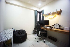 Team Area in 3 BHK Apartment at Ghuma – for Sale