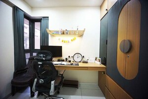 Team Area in 3 BHK Apartment at Ghuma – for Sale