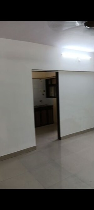 Room in 2 BHK Apartment at HDIL Premier Exotica, Kurla West – for Rent