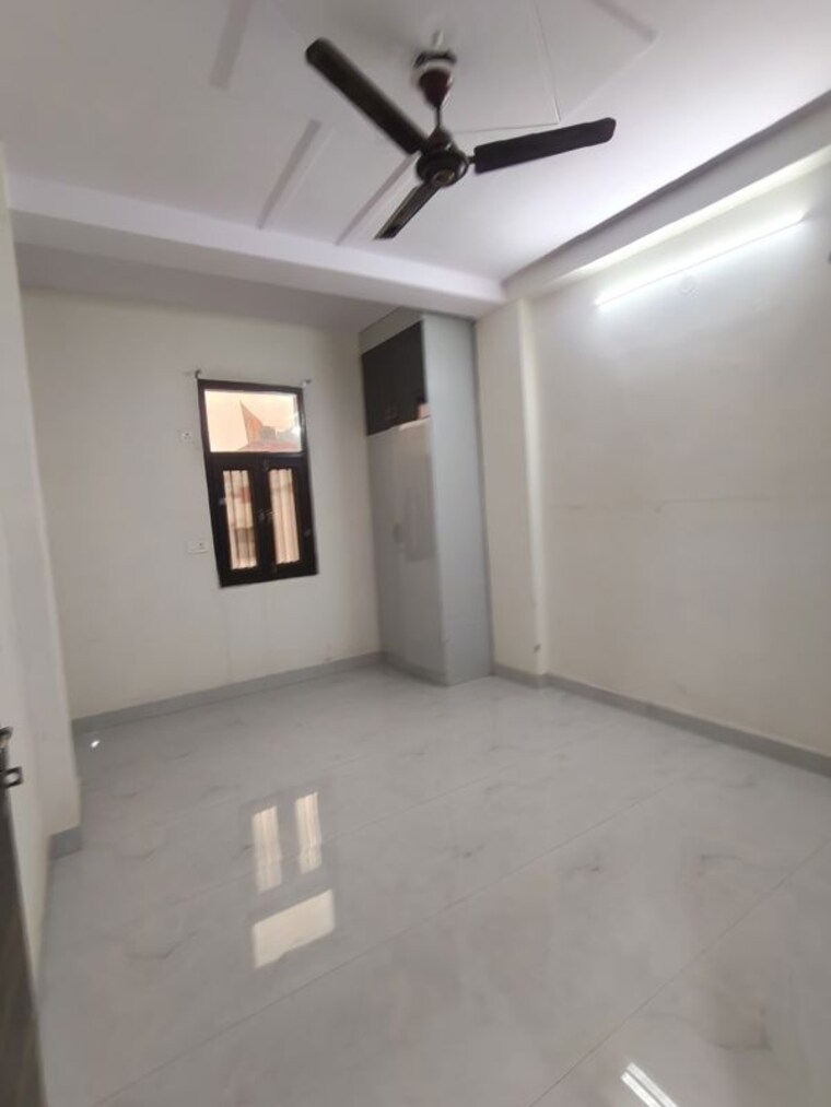 Room, dwarka 2 Bedroom 60 Sq.Yd. Builder Floor In Dwarka Delhi 10500333