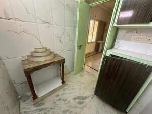  3 BHK Builder Floor at Lawyer Pet – for Rent
