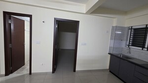 Room in 2 BHK Apartment at Kothanur – for Rent