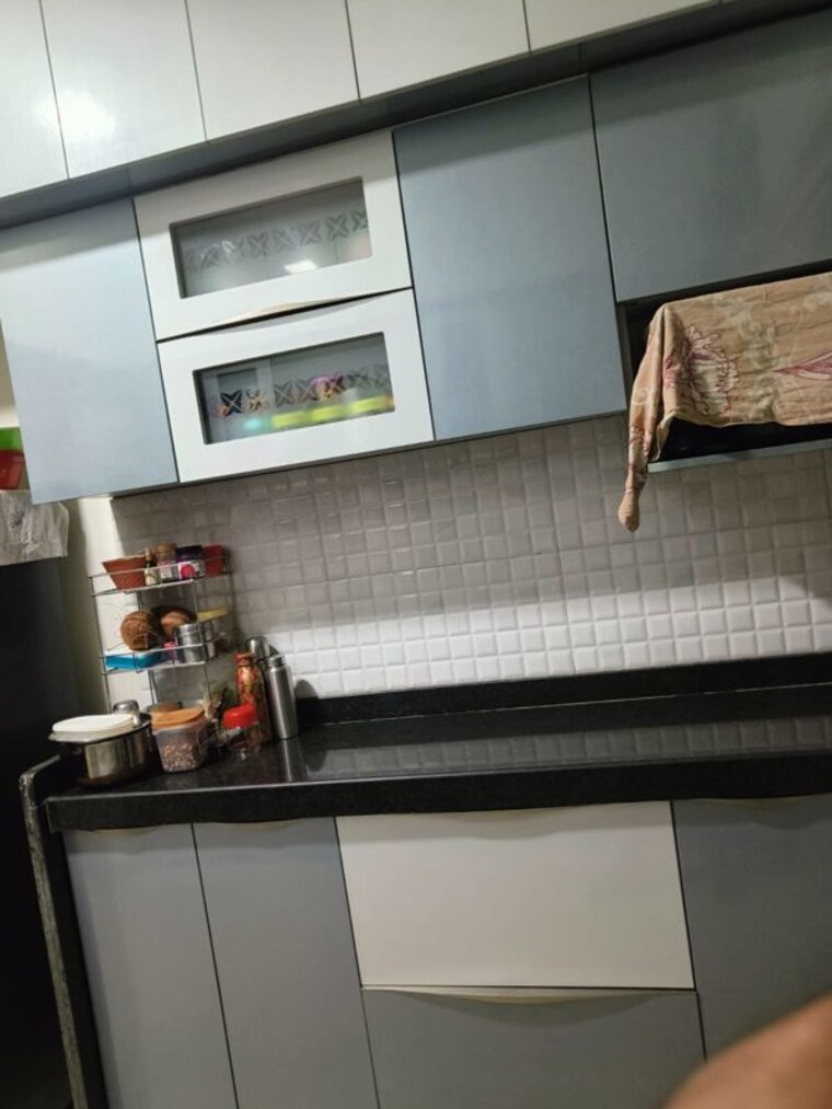 Kitchen, rosa-gardenia 2.5 Bedroom 750 Sq.Ft. Apartment In Ghodbunder Road Thane 10500339