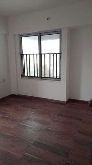 Master Bedroom in 2 BHK Apartment at Keshav Leela Polaris, Mundhwa – for Rent
