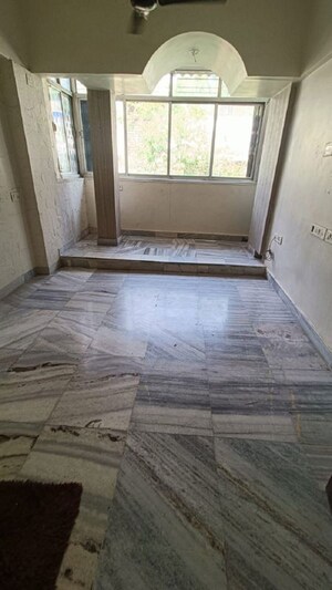 1 BHK Apartment For Rent in Khar West