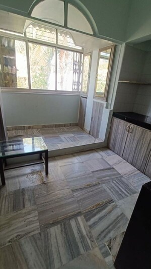Bedroom in 1 BHK Apartment at Khar West – for Rent