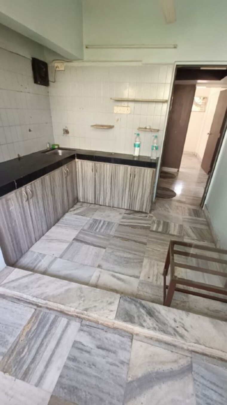 Kitchen, khar west 1 Bedroom 500 Sq.Ft. Apartment In Khar West Mumbai 10500368