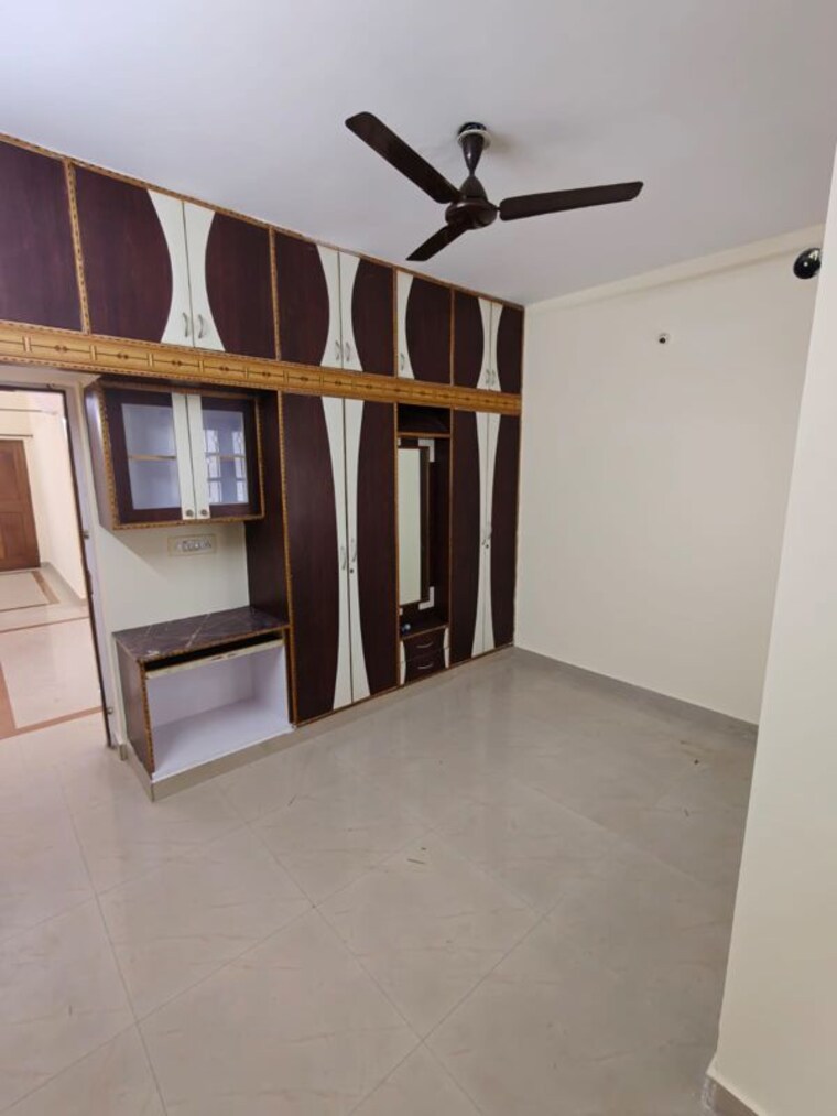 Room, kammanahalli 3.5 Bedroom 1500 Sq.Ft. Builder Floor In Kammanahalli Bangalore 10500386
