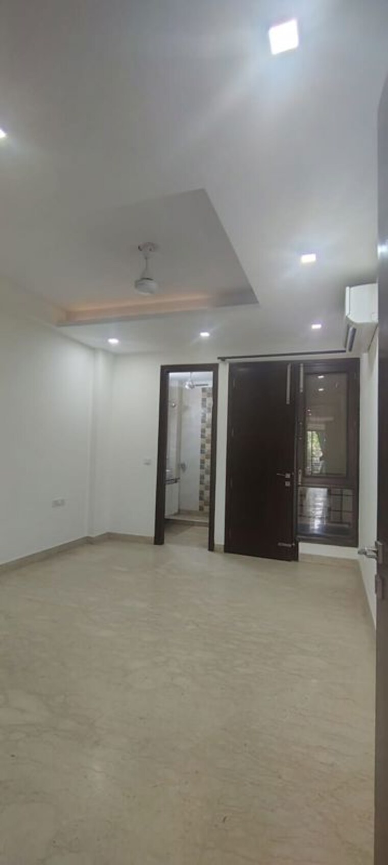 Room, shivalik colony 3 Bedroom 2000 Sq.Ft. Builder Floor In Shivalik Colony Delhi 10500395