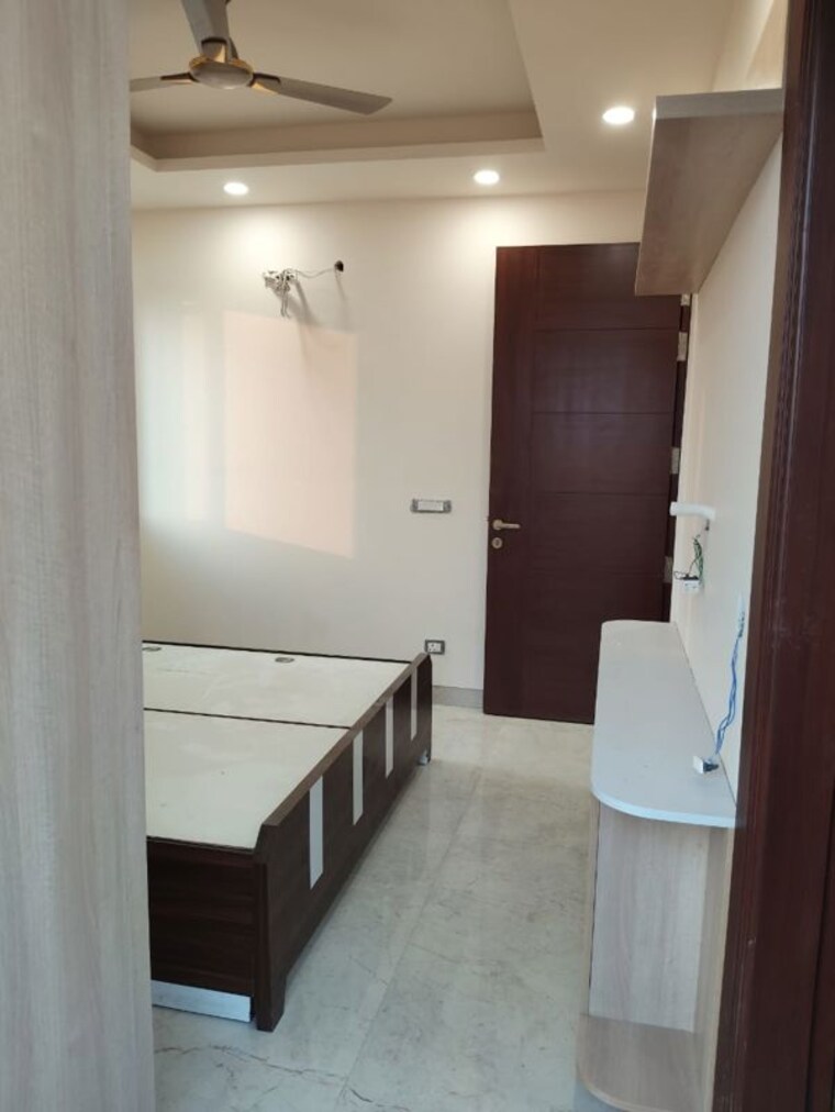 Bathroom, dlf cyber city 4 Bedroom 2245 Sq.Ft. Builder Floor In Dlf Cyber City Gurgaon 10500404