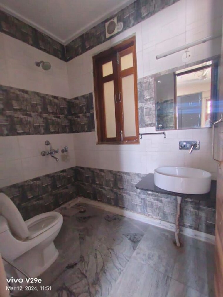 Kitchen, sushant lok iii 3 Bedroom 2200 Sq.Ft. Builder Floor In Sushant Lok Iii Gurgaon 10500399