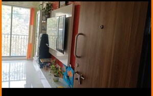 Furnished Amenities in 2 BHK Apartment at Crystal Paradise Residences, Andheri East – for Rent