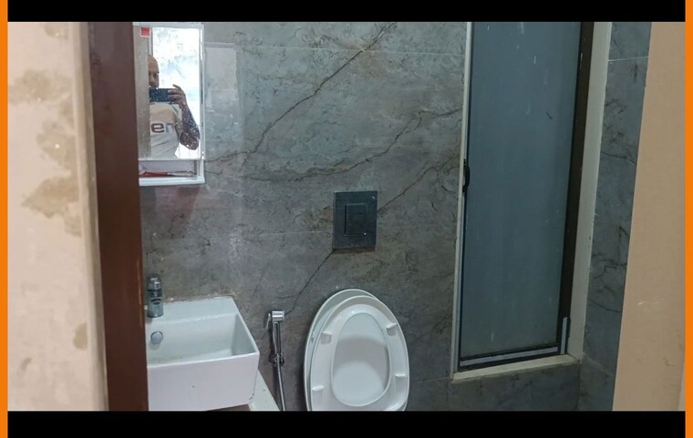 Bathroom, crystal-paradise-residences 2 Bedroom 750 Sq.Ft. Apartment In Andheri East Mumbai 10500407