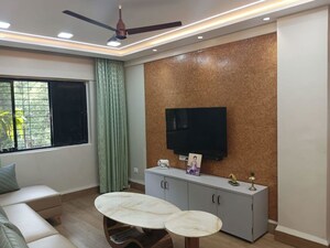 Team Area in 3 BHK Apartment at Prabhadevi – for Sale