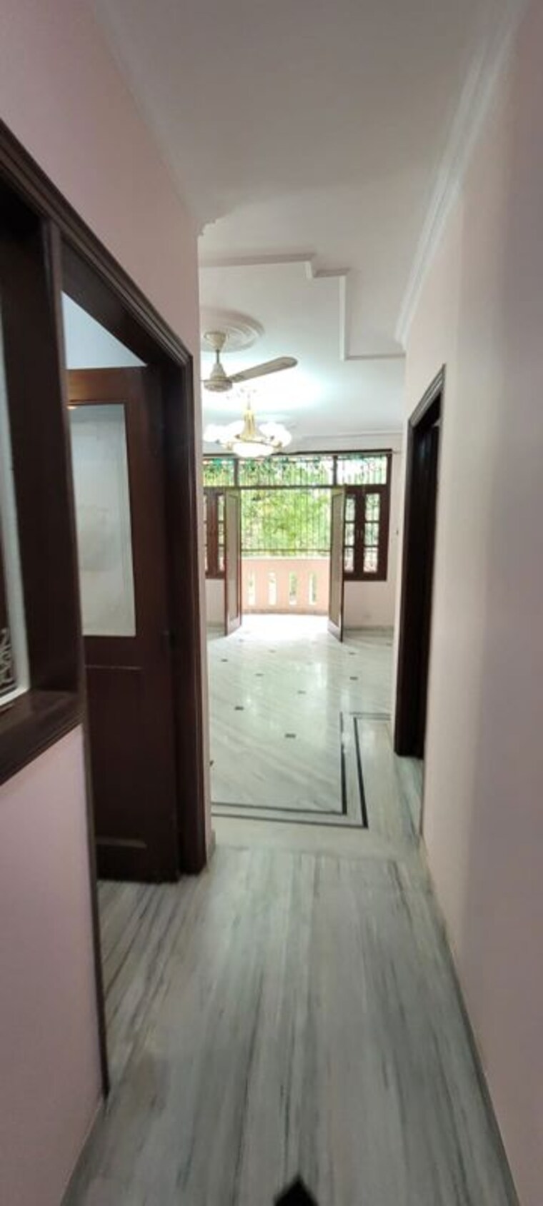 undefined, chittaranjan park 3 Bedroom 1800 Sq.Ft. Builder Floor In Chittaranjan Park Delhi 10500434