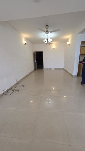 Room in 3 BHK Apartment at Dwarka – for Rent