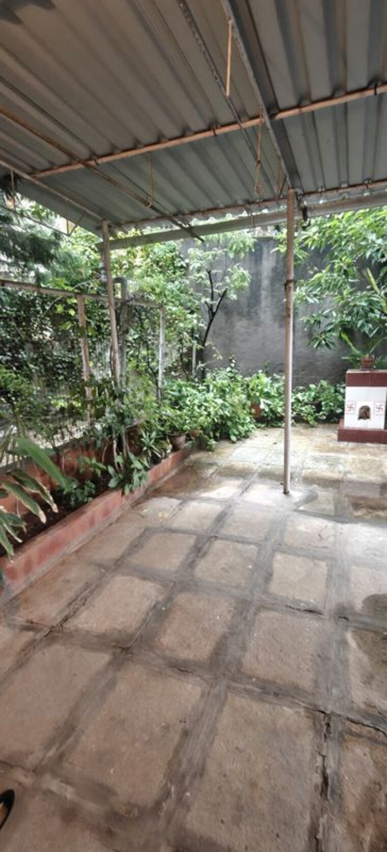 Balcony, model colony Commercial Office Space 1200 Sq.Ft. In Model Colony Pune 10500436