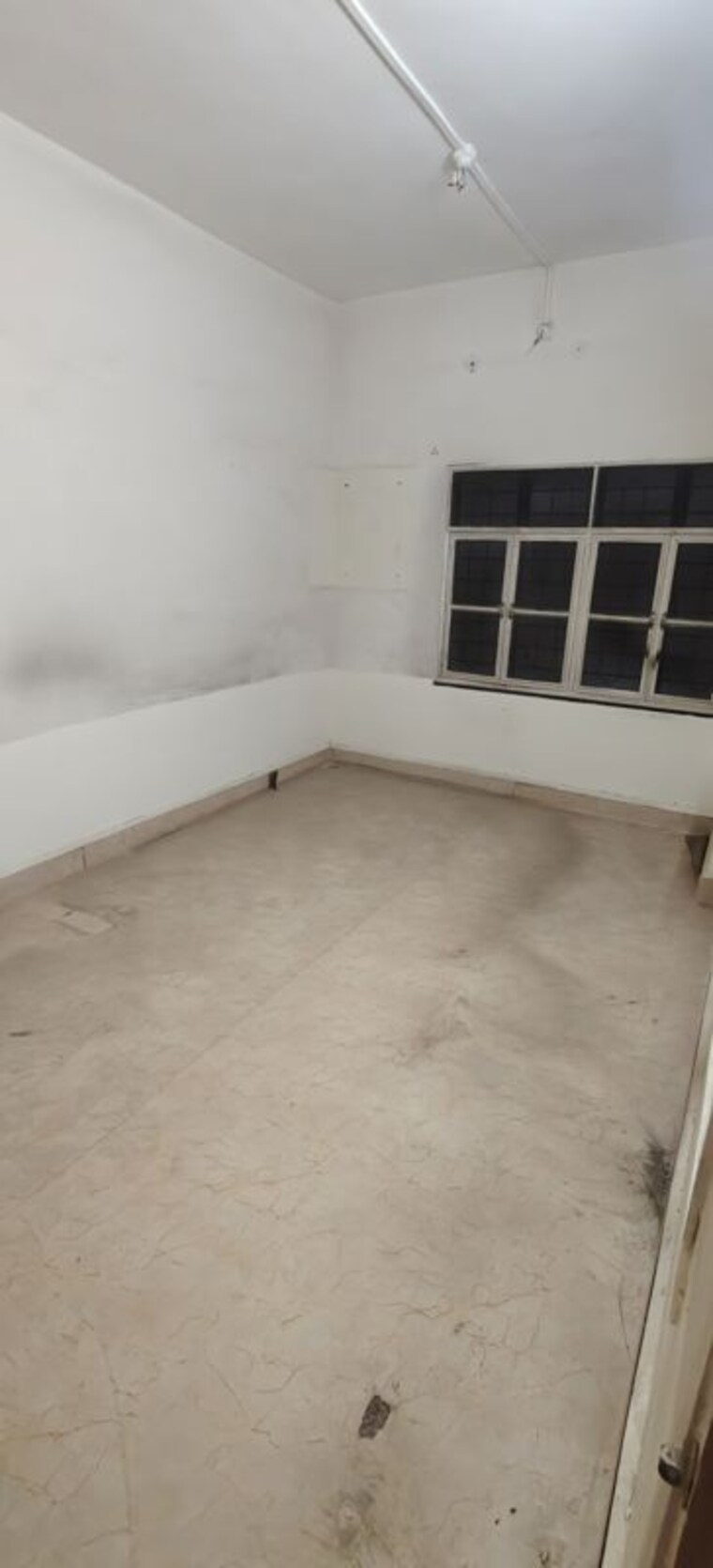 Balcony, model colony Commercial Office Space 1200 Sq.Ft. In Model Colony Pune 10500436