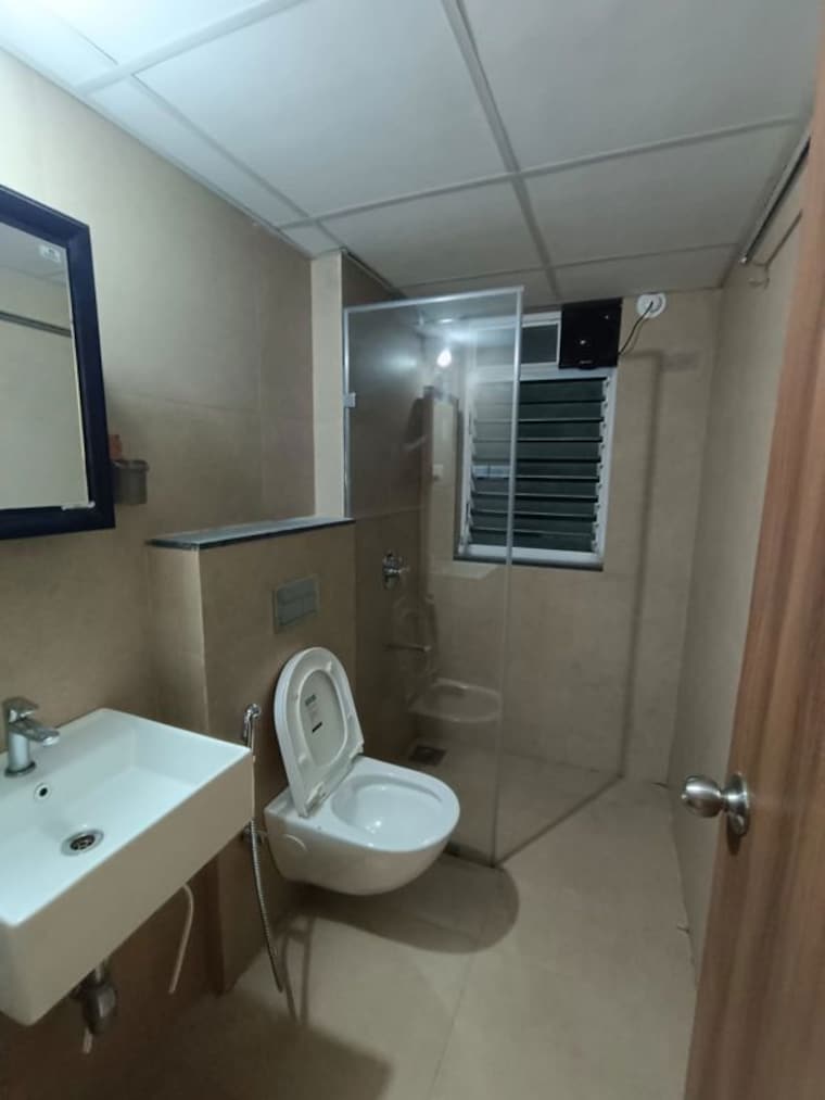Bathroom, runwal-the-central-park 2 Bedroom 860 Sq.Ft. Apartment In Chinchwad Pune 10500441