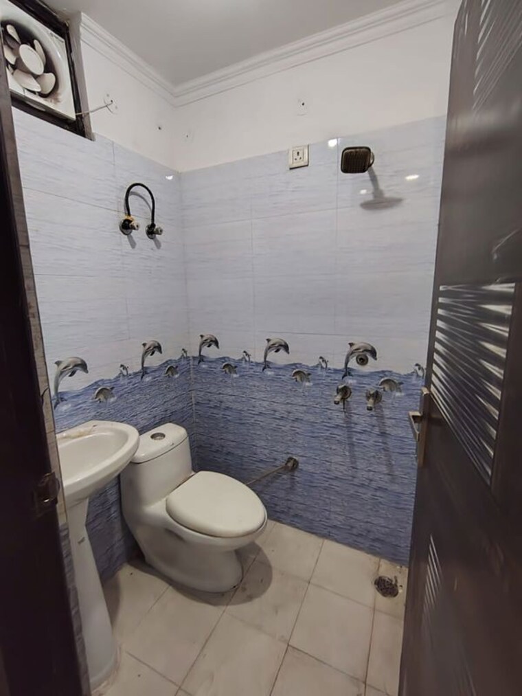 Bathroom, ajs-heights 2 Bedroom 950 Sq.Ft. Builder Floor In Indrapuram Ghaziabad 10500485