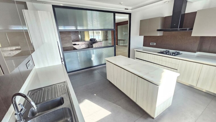 Kitchen, phoenix-kessaku 3 Bedroom 2500 Sq.Ft. Apartment In Rajaji Nagar Bangalore 10500501