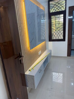 Balcony in 2 BHK Builder Floor at Koyal Enclave – for Rent