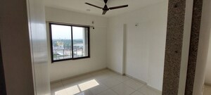 Room in 2 BHK Apartment at Sun Footprints, Shela – for Rent