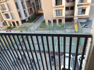 2 BHK Apartment – Exterior View View at Vaishnodevi Circle - for Rent