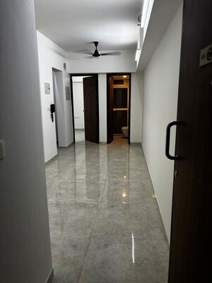 1 BHK Apartment For Rent in Lodha Amara, Kolshet Road