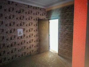 Room in  Apartment at Shalimar Garden – for Sale