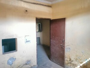 Room in  Apartment at Shalimar Garden – for Sale