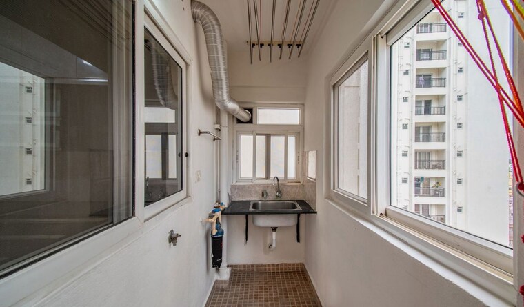 Kitchen, kmb-la-palazzo 3.5 Bedroom 3186 Sq.Ft. Apartment In Koramangala Bangalore 10500596