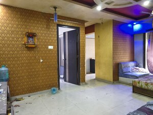Room in  Apartment at Borivali West – for Sale