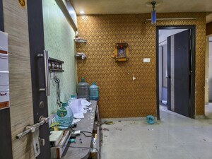 Room in  Apartment at Borivali West – for Sale