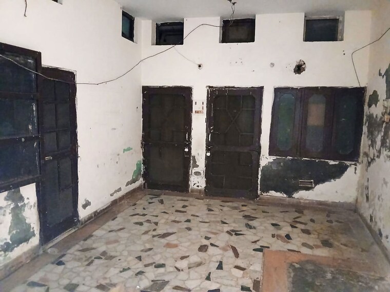 Living Room, majitha road  112 Sq.Yd. Independent House In Majitha Road Amritsar 10500610