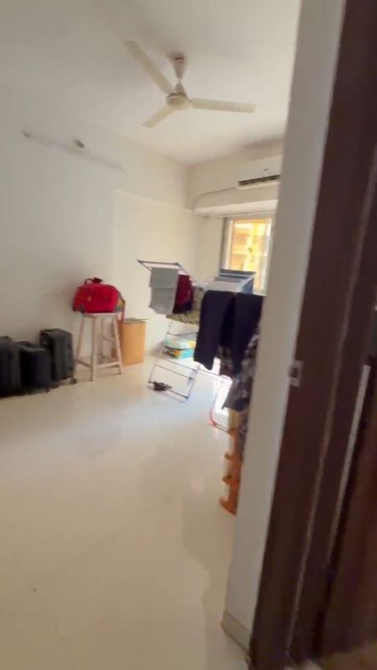 Bedroom, nisarg-chs-chembur 3 Bedroom 1000 Sq.Ft. Apartment In Chembur Mumbai 10500587