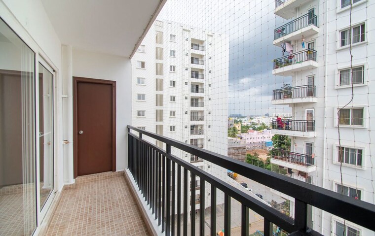 Balcony, prestige-st-johns-wood 3 Bedroom 1774 Sq.Ft. Apartment In Koramangala Bangalore 10500645