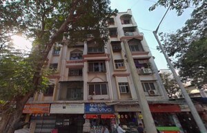  Apartment For Sale in Dahisar East