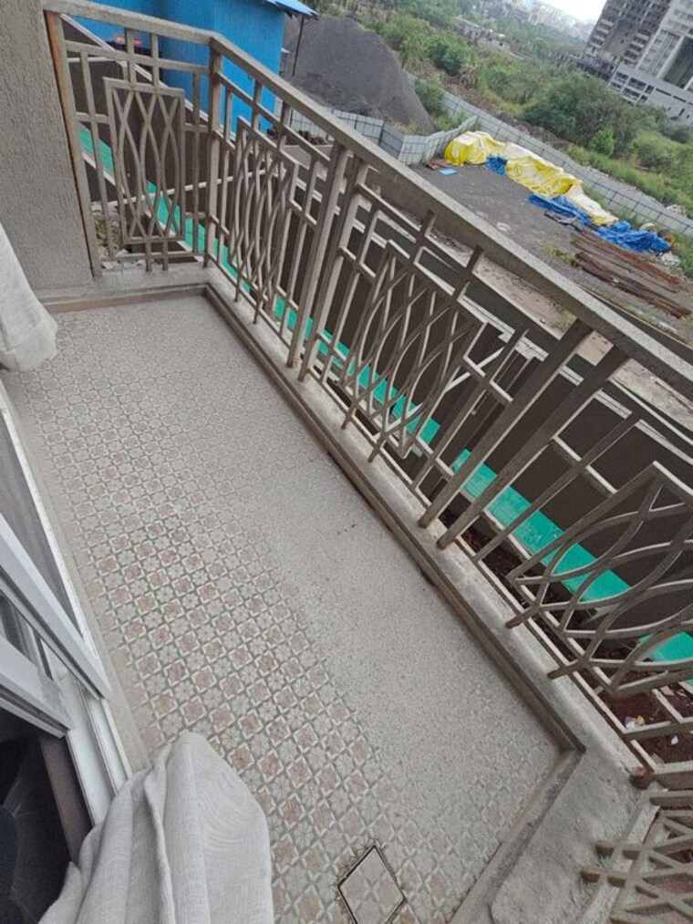 Balcony, paradise-sai-world-empire 2 Bedroom 875 Sq.Ft. Apartment In Kharghar Navi Mumbai 10500692