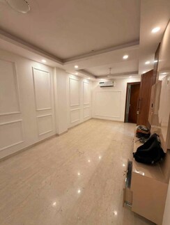 3 BHK + Pooja Room Builder Floor For Rent in East Of Kailash