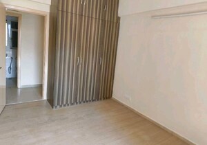 Room in 3.5 BHK Apartment at DLF New Town Heights I, Sector 90 – for Rent