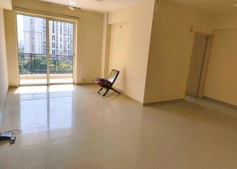 Room, dlf-new-town-heights-i 3.5 Bedroom 1930 Sq.Ft. Apartment In Sector 90 Gurgaon 10500810