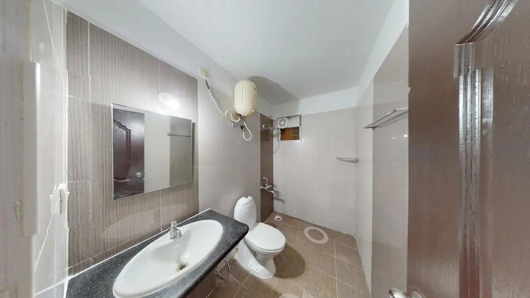 Bathroom, suncity-gloria-apartments 2 Bedroom 1219 Sq.Ft. Apartment In Sarjapur Road Bangalore 10500816