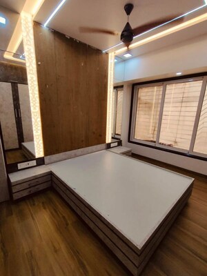 2 BHK Apartment For Rent in Ashish Sahyadri, Malad East