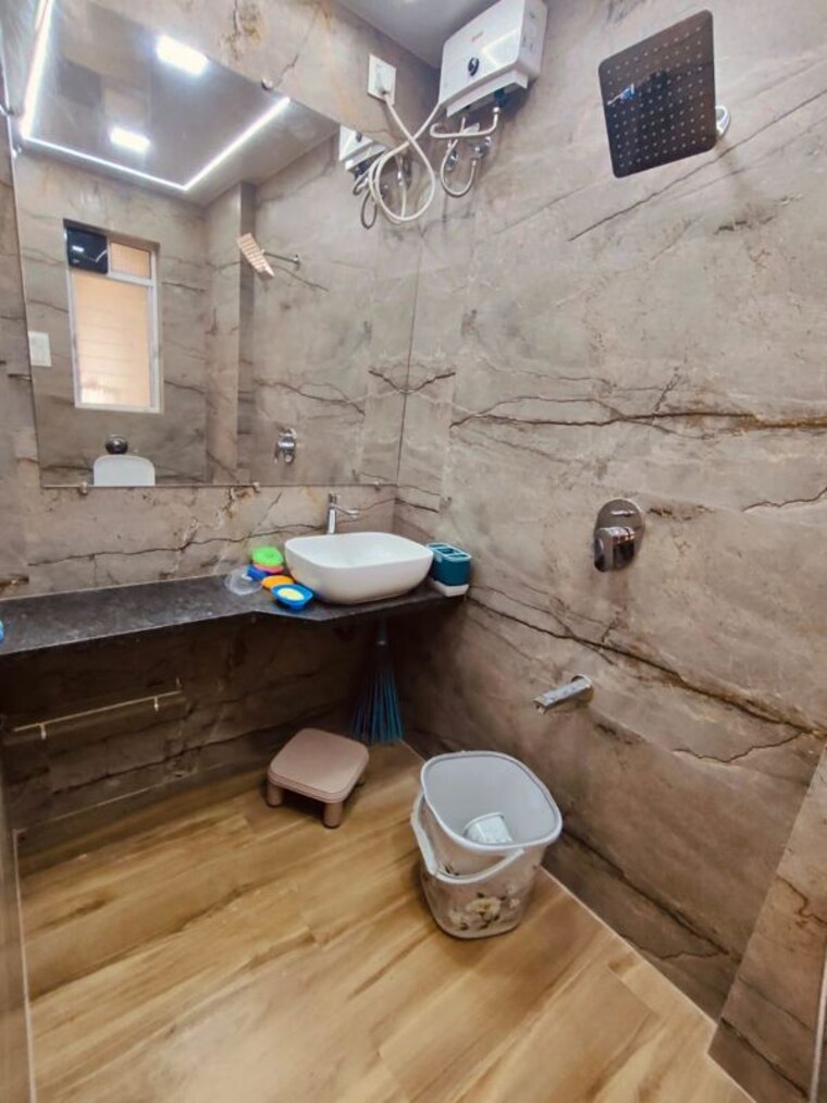 Bathroom, ashish-sahyadri 2 Bedroom 750 Sq.Ft. Apartment In Malad East Mumbai 10500823