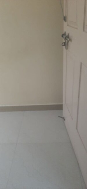 Room in 1 BHK Apartment at Jay Ganesh Apartment, Kharadi – for Rent