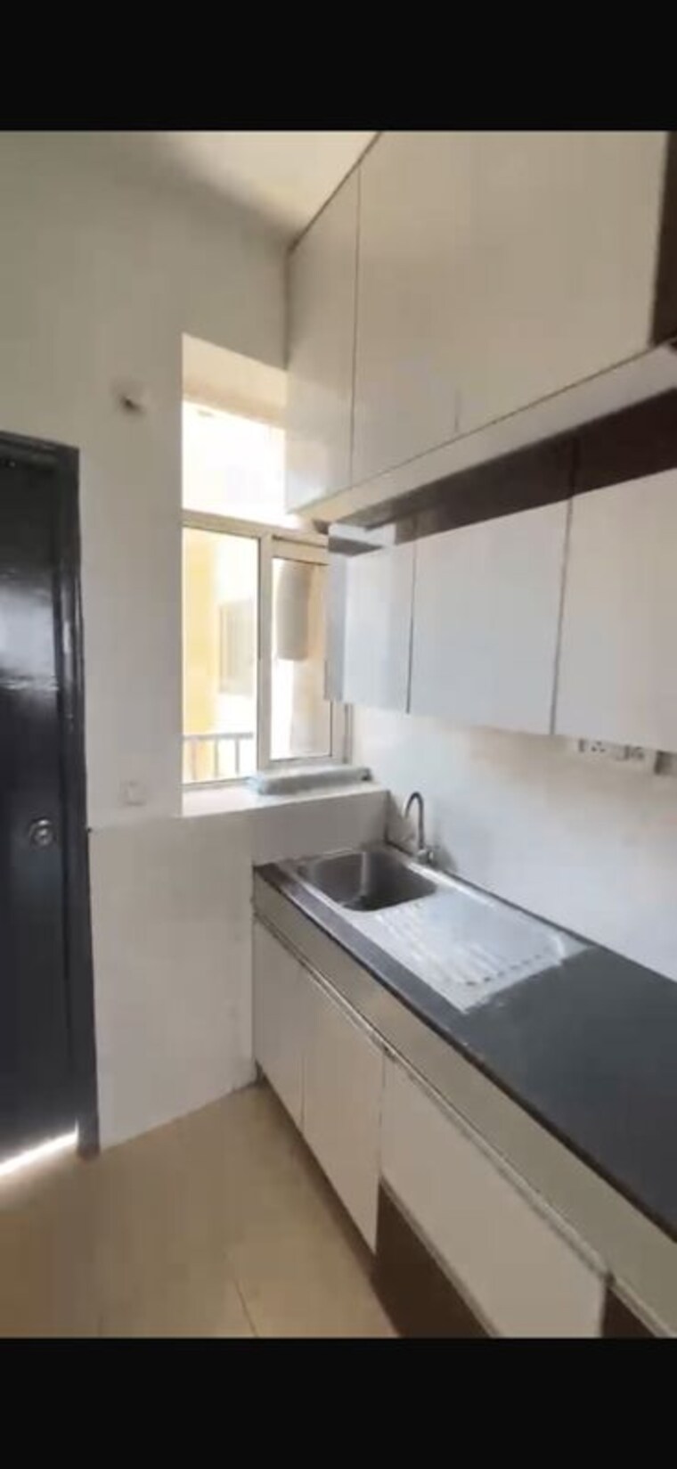 Kitchen, sare-home 3 Bedroom 1350 Sq.Ft. Apartment In Sector 92 Gurgaon 10500853